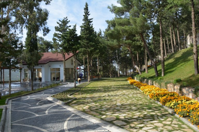 Şehitler Abidesi Sosyal Tesisinde Yapım Çalışmalarında Sona Gelindi