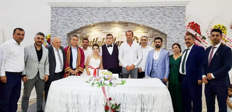 Ünlü Futbolcu Saffet Sancaklı Nikah Şahidi Oldu.