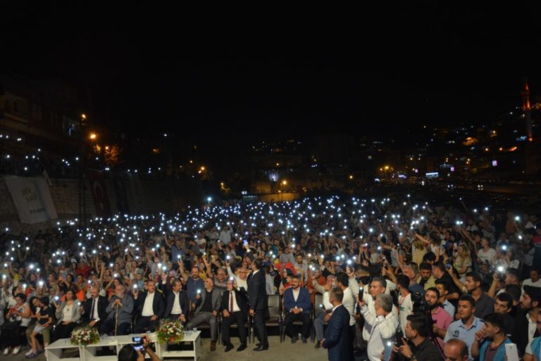 Ahmet Şafak ve Aşık Sefai, Belen’i Büyüledi…
