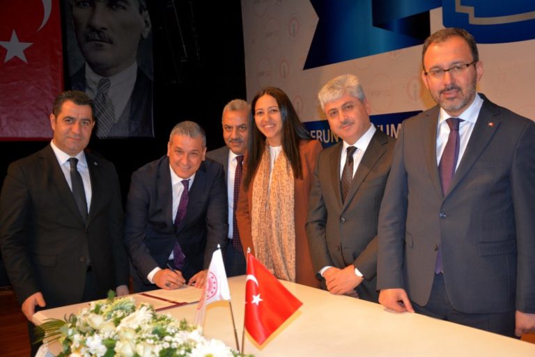 İlçemiz Altı Spor Tesisine Kavuşuyor.