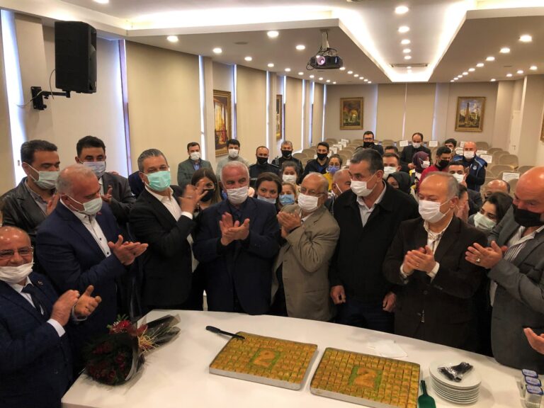 Belen Belediye Personellerinden Başkan Gül’e Anlamlı Mesaj;  Biz Seninle Gül’üyoruz.