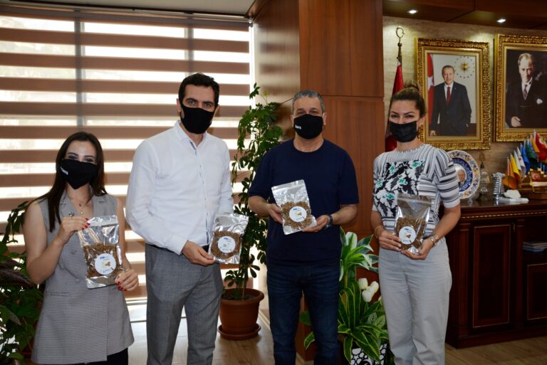 SİMPati Mama sessiz dostlarımızın yanında…